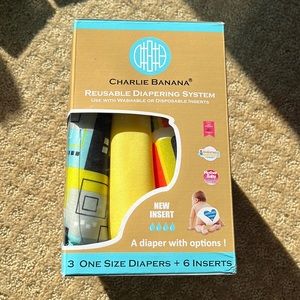 Charlie banana 3 pack artist prints, 3 one size cloth diapers, 6 inserts